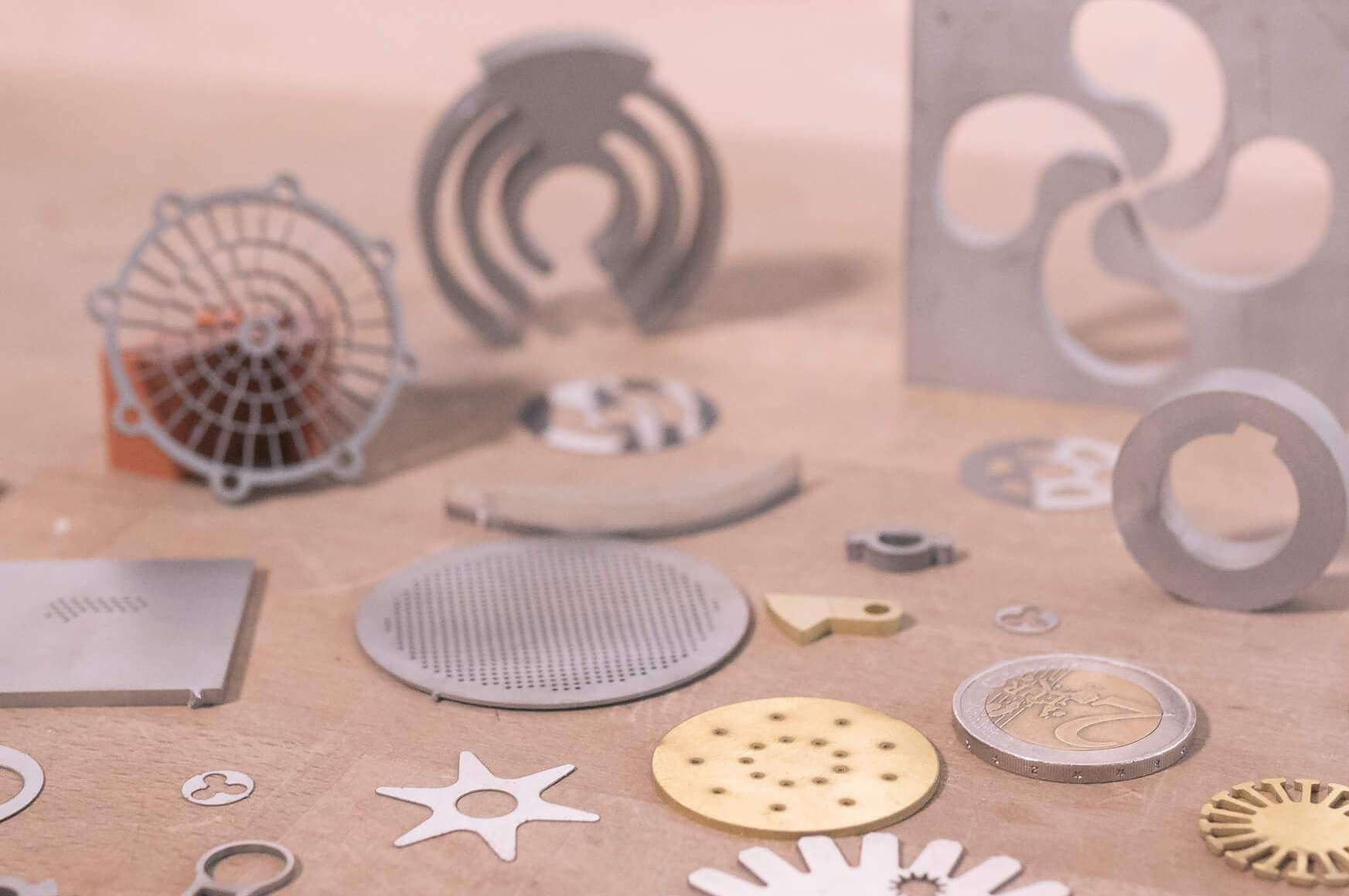 Micro waterjet cutting 4 detalle pieza Microcorte por chorro de agua